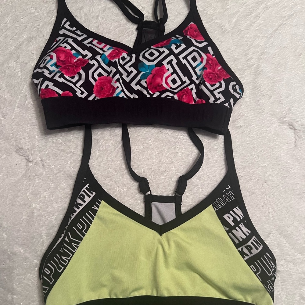 Women’s pink sports bra. Size xs. Used. Good condition. Small padding. 2 bras